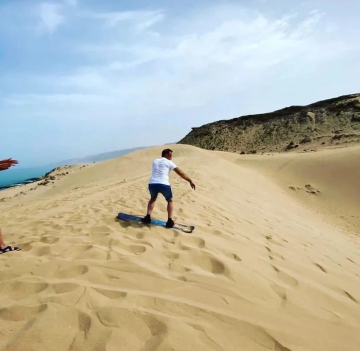 SUNSET SANDBOARDING IN AGADIR. - activities for rent on RENTS.ma