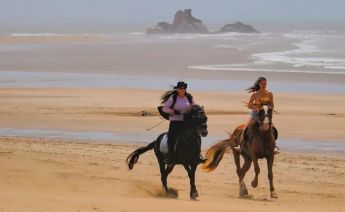 Horse riding in Essaouira - EquiEvasion - activities for rent in essaouira - RENTS.ma
