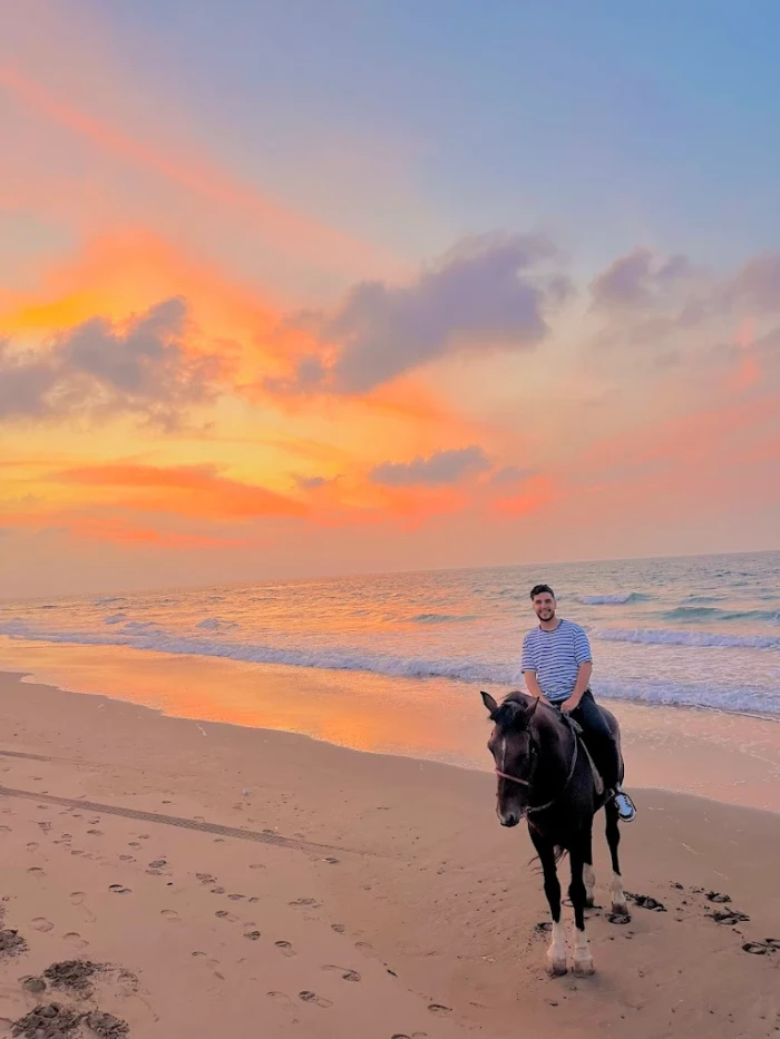 Balade à cheval au coucher du soleil – Casablanca 🌅 - activities for rent in casablanca - RENTS.ma
