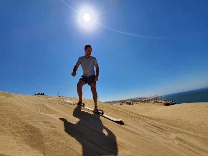 Sandboarding in Agadir - activities for rent on RENTS.ma