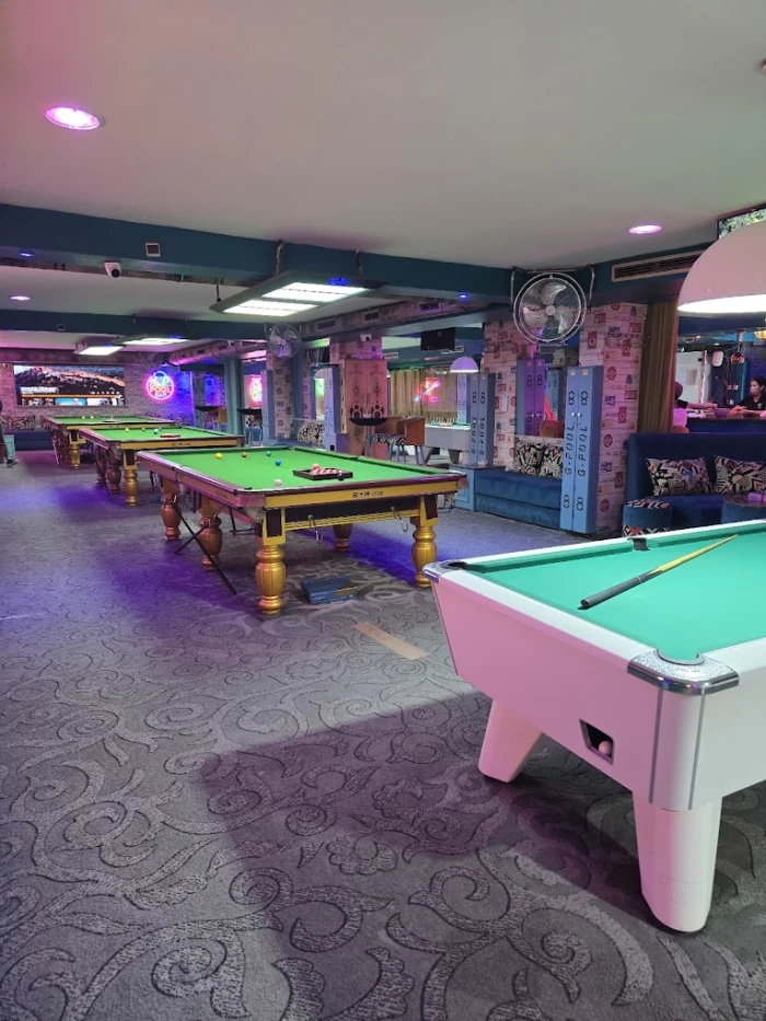 G-Pool Marrakech - Pool hall in Marrakesh - billiard for rent in marrakech - RENTS.ma