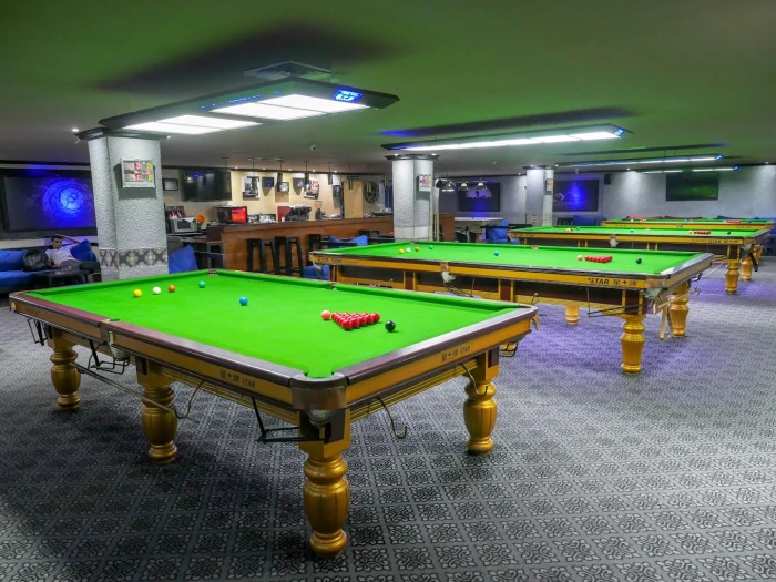 Living pool Marrakech - Pool hall in Marrakesh - billiard for rent in marrakech - RENTS.ma