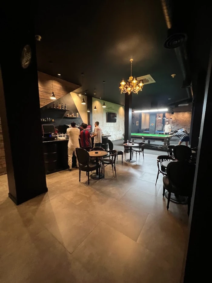 LEVEL Club De Billard - Pool billard club in Casablanca - billiard for rent in casablanca - RENTS.ma