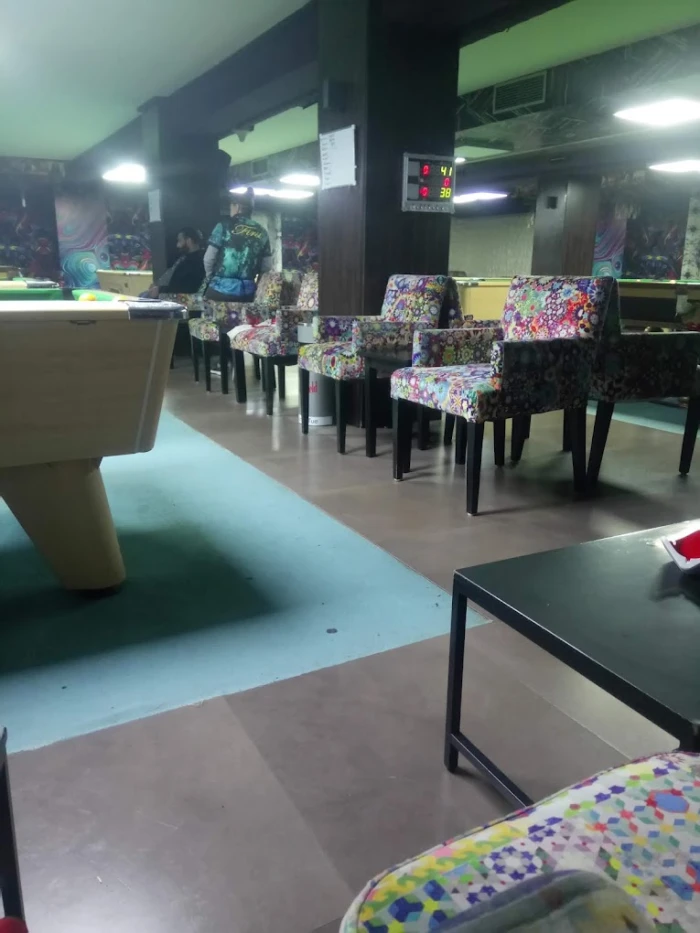 First One Club - Pool billard club - billiard for rent in casablanca - RENTS.ma