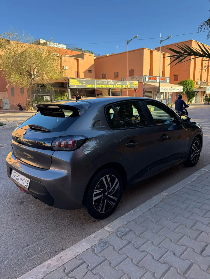 Location voiture ouarzazate - Peugeot 208 model 2023 - cars for rent in ouarzazate - RENTS.ma