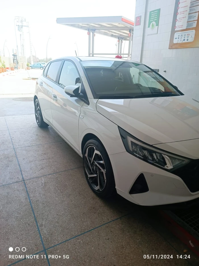 Location de Voiture – Hyundai i20 Automatique - cars for rent in taroudant - RENTS.ma