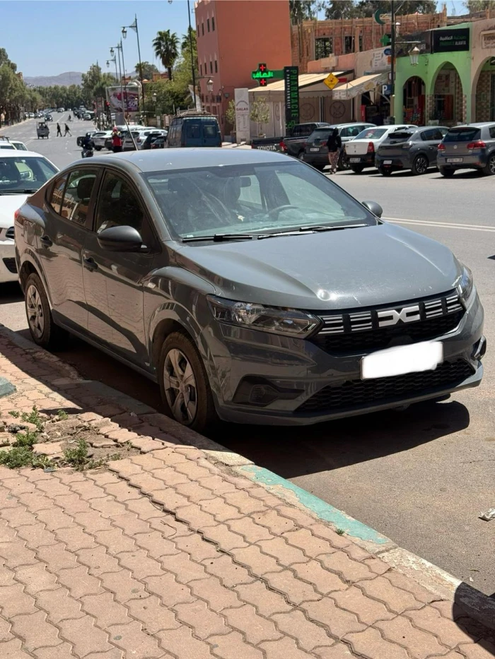 Car rental agadir - dacia logan 2024 - cars for rent in agadir - RENTS.ma