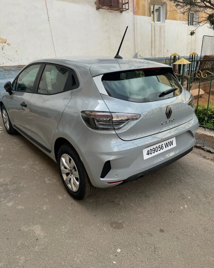 Renault Clio 4 2025 for Rent in Marrakech – Only 300 DH/Day - cars for rent in marrakech - RENTS.ma