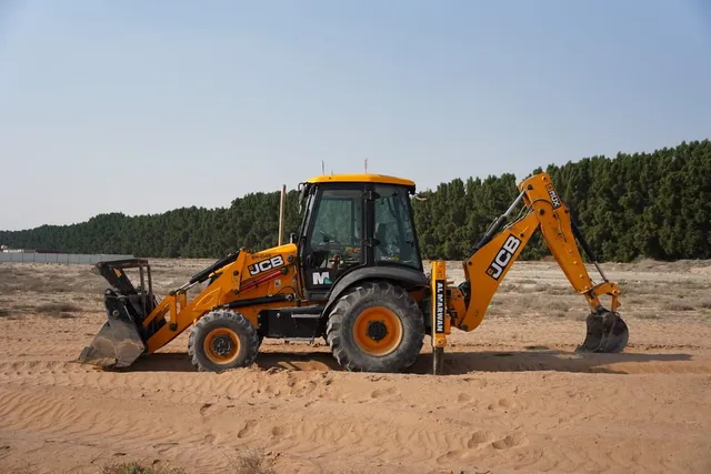Location d'engins chantier BTP machine JCB Tanger - engins for rent in tangier - RENTS.ma