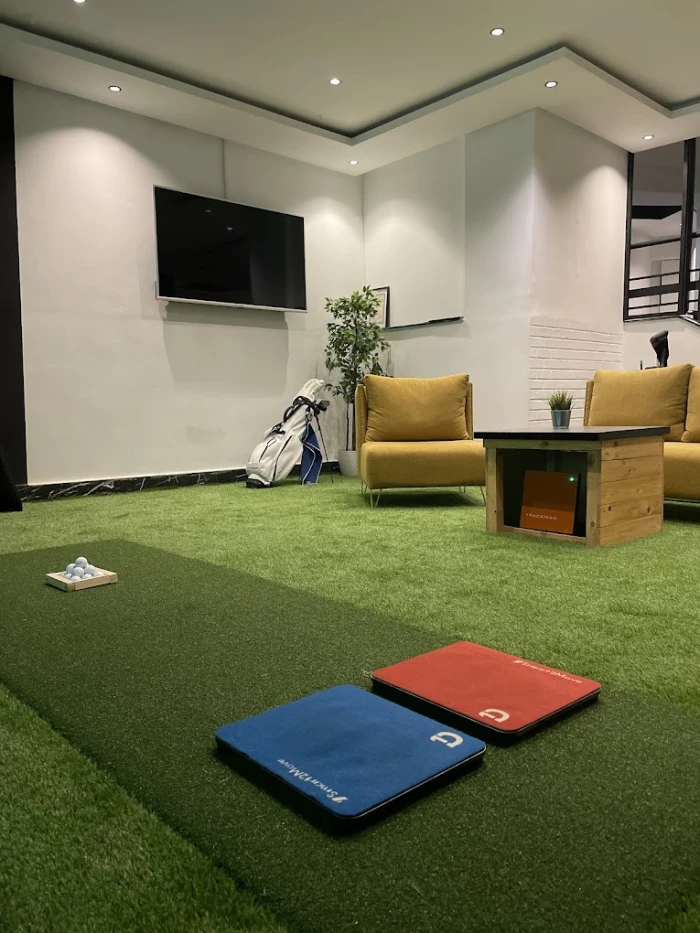 G-Spot Golf Beldi - Indoor golf course - golf for rent in marrakech - RENTS.ma
