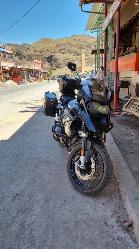 Oasis Road - Location Moto - Rental Motorbike In Marrakech - motorcycles for rent on RENTS.ma