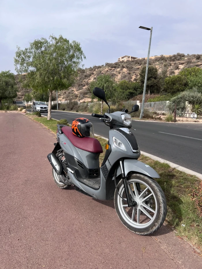 Easy Moped Rental in Agadir - Modern 50cc Bikes with Doorstep Pickup - motorcycles for rent in agadir - RENTS.ma