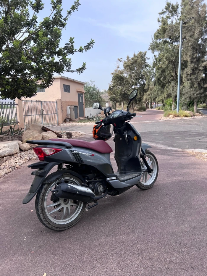 Easy Moped Rental in Agadir - Modern 50cc Bikes with Doorstep Pickup - motorcycles for rent in agadir - RENTS.ma