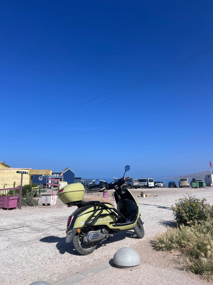 Rent a Moped in Taghazout | Custom Surf Rack Included 🛵🏄‍♂️ - motorcycles for rent in taghazout - RENTS.ma