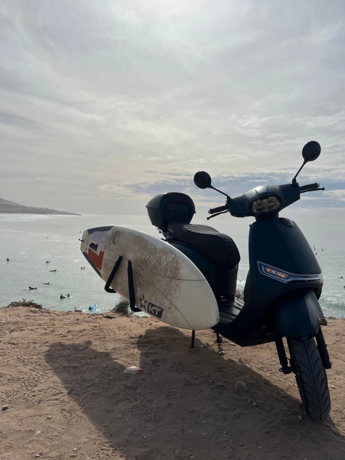 Rent a Surf Scooter in Taghazout with Board Rack & 2 Helmets 🛵🏄‍♂️ - motorcycles for rent in taghazout - RENTS.ma