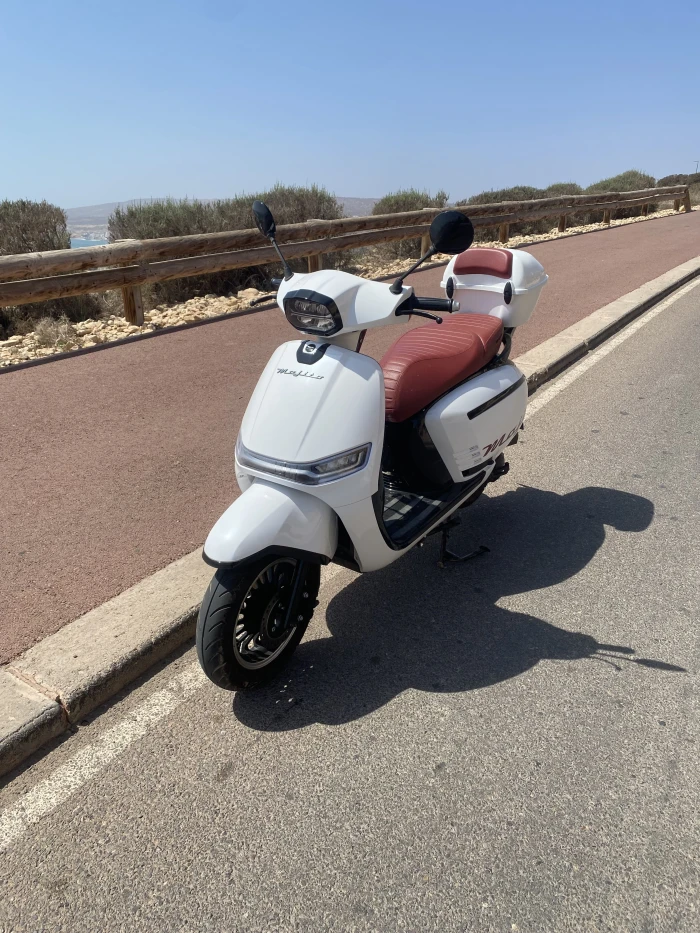 Moped Hire Taghazout - Surf Rack Included - motorcycles for rent in taghazout - RENTS.ma