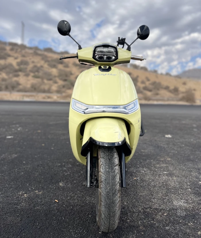 Rent an 80cc Surf Scooter in Taghazout - motorcycles for rent in taghazout - RENTS.ma