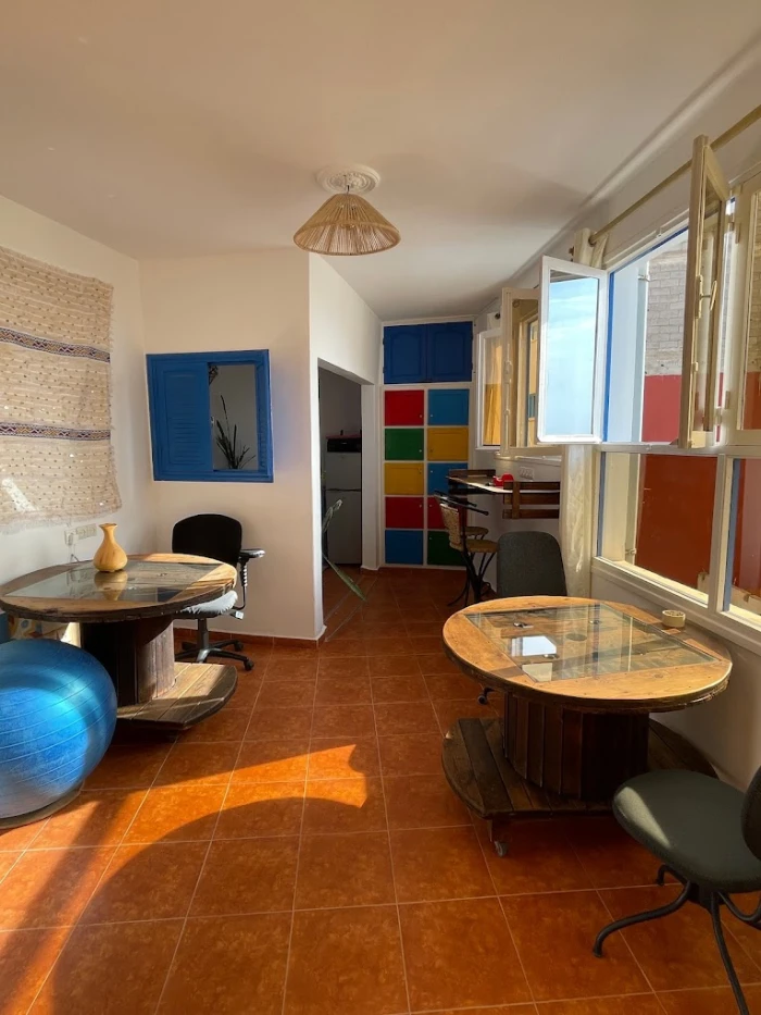SunDesk Coworking -  co working space Taghazout - offices for rent in taghazout - RENTS.ma