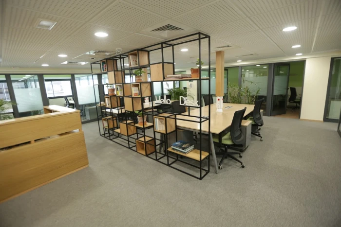 Hello Desk - Coworking space Casablanca - offices for rent in casablanca - RENTS.ma