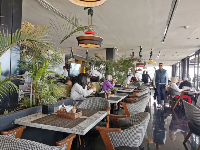 🍽️ Restaurant Casablanca – Discover Chic Dining at Moods ✨🎶 - restaurants for rent in casablanca - RENTS.ma