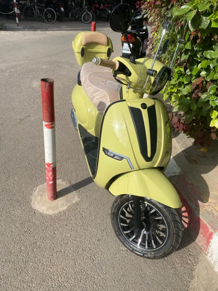 Location moto scooter Agadir - scooters for rent in agadir - RENTS.ma