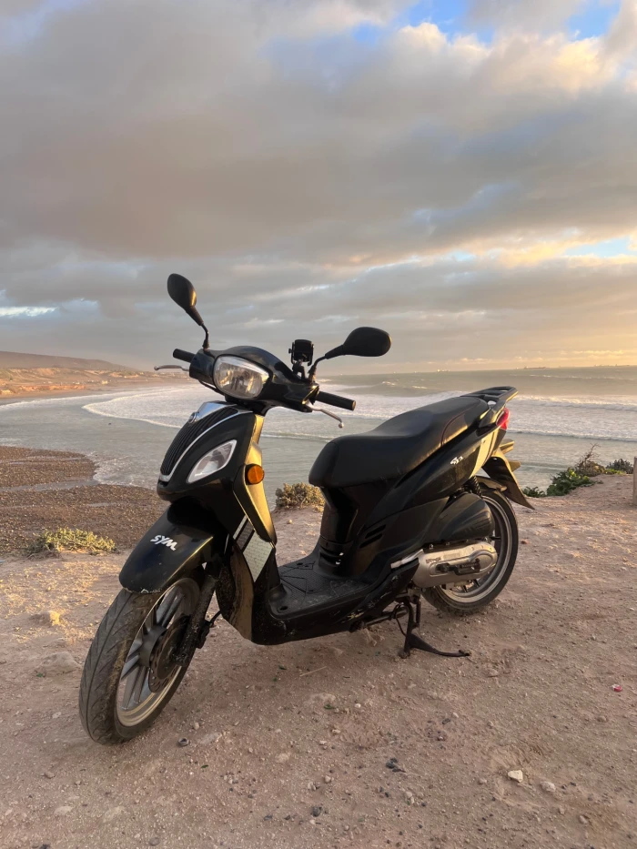 Moped Hire in Taghazout & Tamraght with Surf Rack 🌊🏄‍♂️ - scooters for rent in taghazout - RENTS.ma