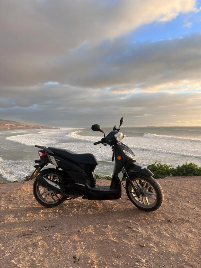 Moped Hire in Taghazout & Tamraght with Surf Rack 🌊🏄‍♂️ - scooters for rent in taghazout - RENTS.ma