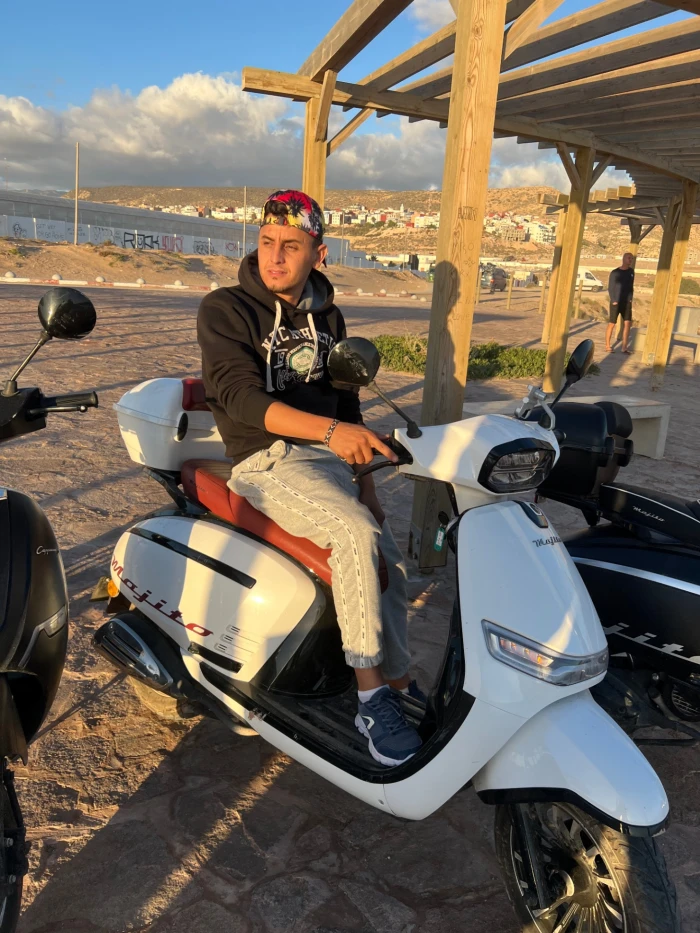 Tamraght Surf Scooter Rental – Moped with Surf Rack - scooters for rent in tamraght - RENTS.ma