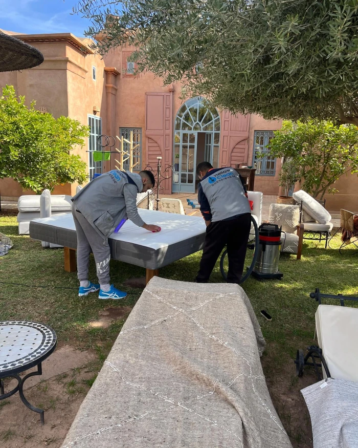 Nettoyage, Décapage et Traitement Bejjmate avec Protection - Marrakech - services for rent in marrakech - RENTS.ma