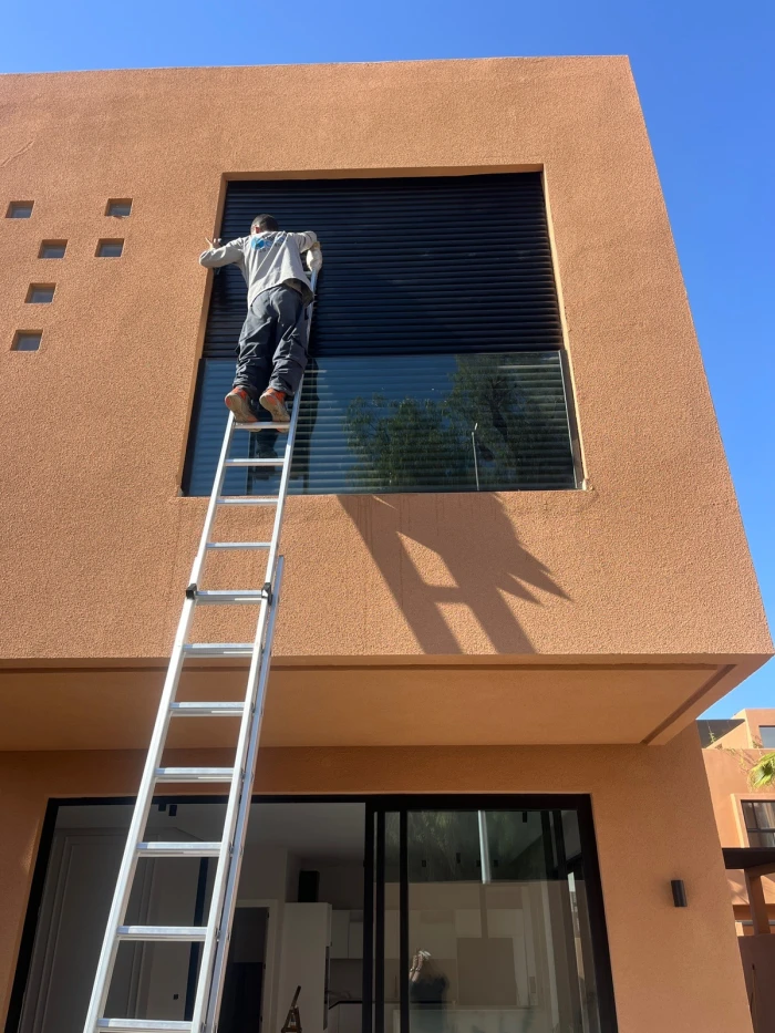 Nettoyage des Vitres, Cadres et Rideaux - Marrakech - services for rent in marrakech - RENTS.ma