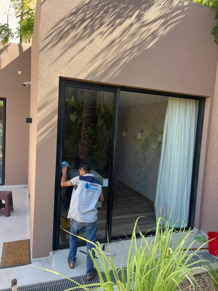 Nettoyage des Vitres, Cadres et Rideaux - Marrakech - services for rent in marrakech - RENTS.ma