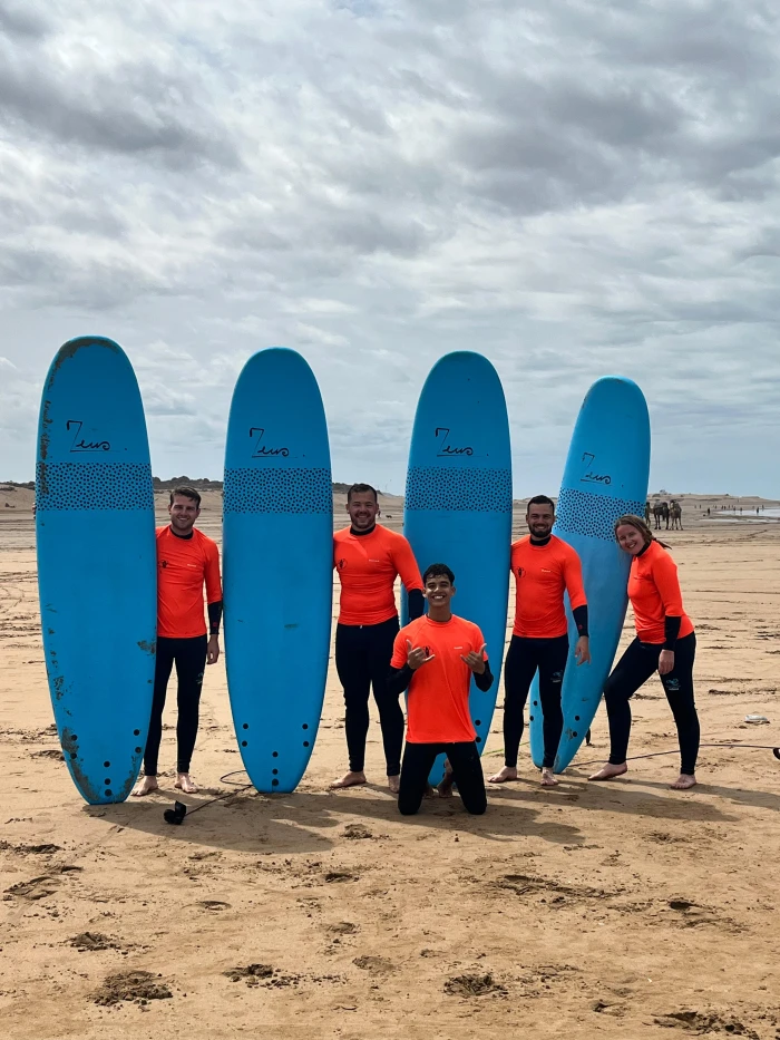 2h surf lessons in Essaouira - surf for rent on RENTS.ma