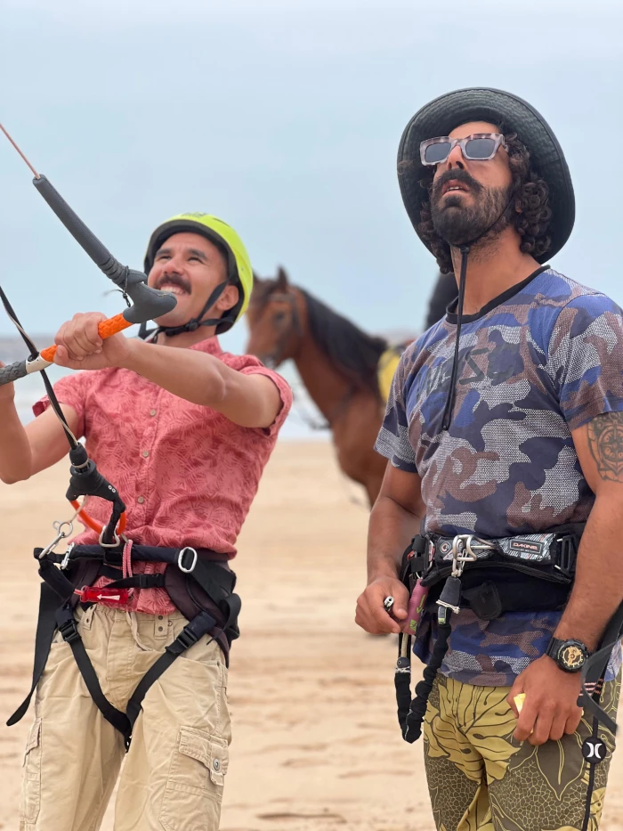 2h kitesurf lessons in Essaouira - surf for rent on RENTS.ma