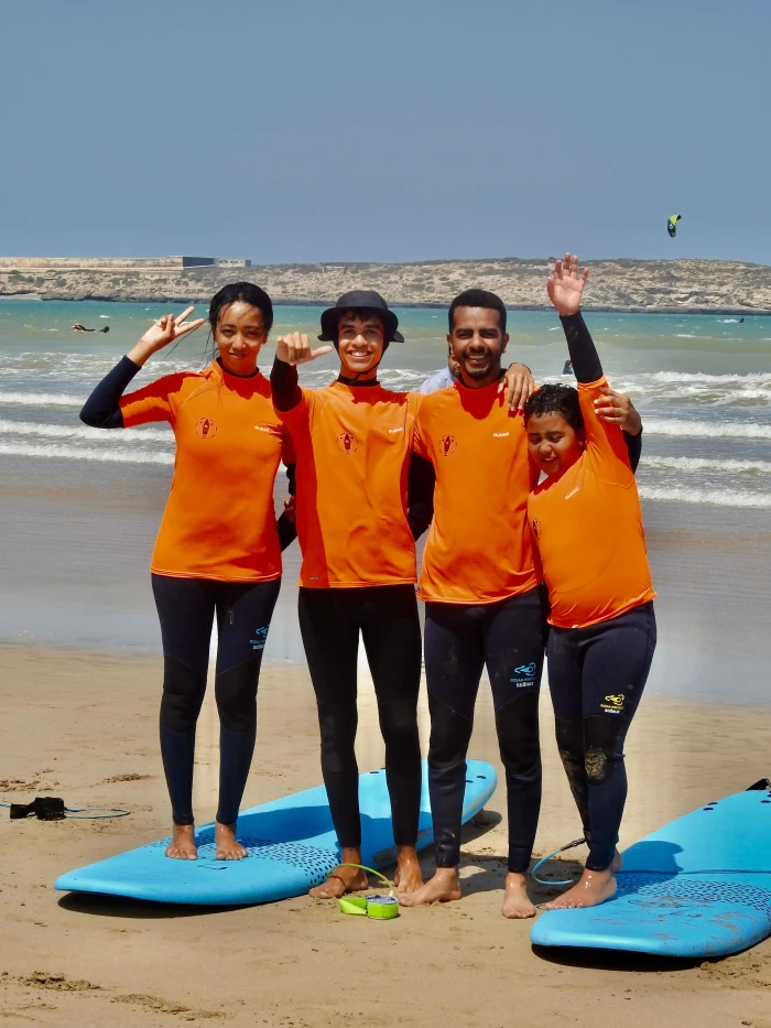 2h surf lessons in Essaouira - surf for rent on RENTS.ma