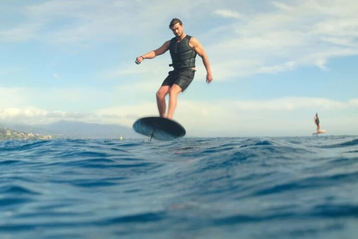 Essaouira 1 Hour eFoil Lesson with Changing Rooms And Hot Showers - surf for rent in essaouira - RENTS.ma