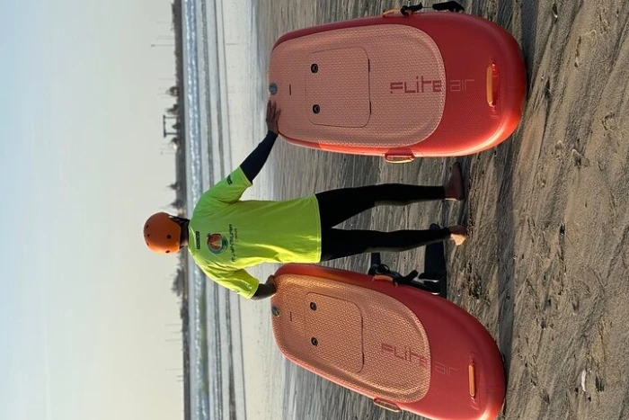 Essaouira 1 Hour eFoil Lesson with Changing Rooms And Hot Showers - surf for rent in essaouira - RENTS.ma