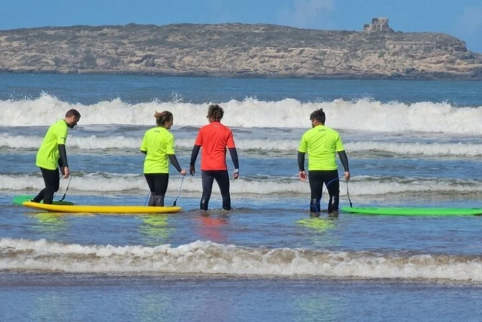 2 hours Essaouira Surfing Lesson - surf for rent in essaouira - RENTS.ma