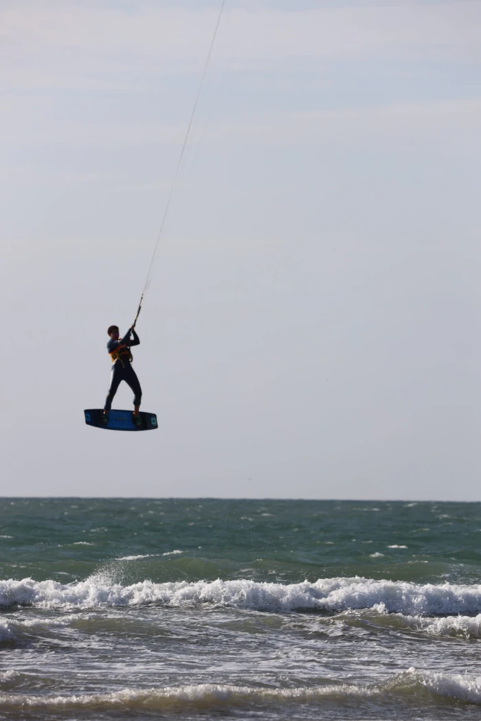 Kitesurf Lessons for All Levels - Essaouira ๐๐โโ๏ธ - surf for rent in essaouira - RENTS.ma