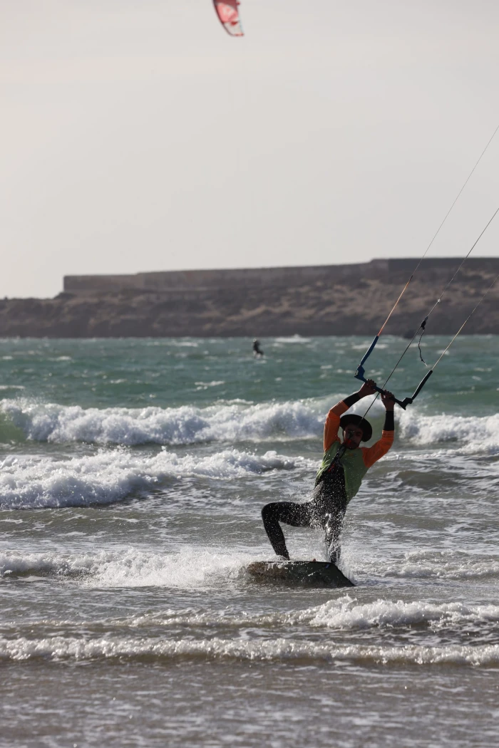 Kitesurf Lessons for All Levels - Essaouira ๐๐โโ๏ธ - surf for rent in essaouira - RENTS.ma