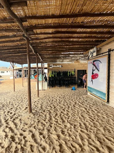 Océan Vagabond Dakhla  – Kitesurf, Surf & Wingfoil - surf for rent in dakhla - RENTS.ma