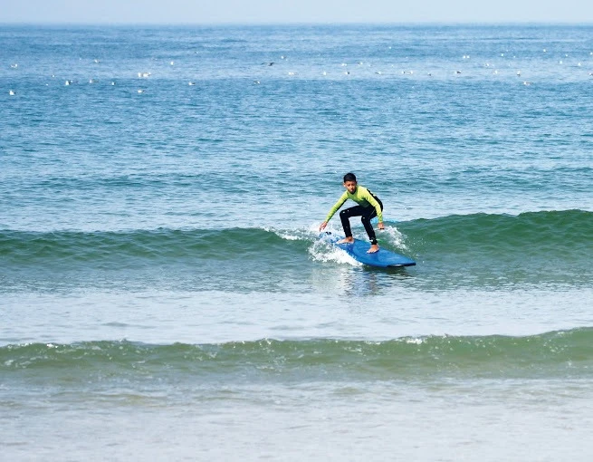 Pack Découverte : Initiation au Surf à Safi - surf for rent in safi - RENTS.ma