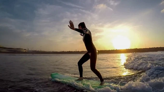 Surf à Rabat – Leçons de Surf Amusantes et Abordables - surf for rent in rabat - RENTS.ma
