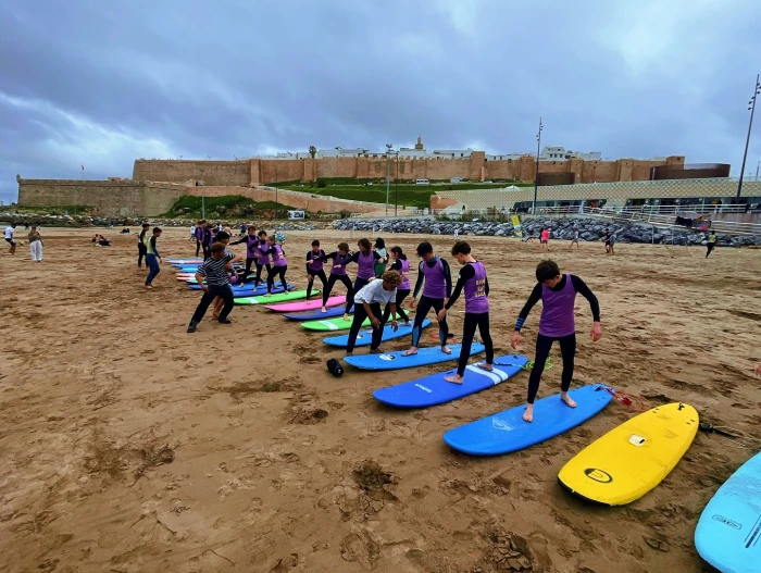 Surf à Rabat – Leçons de Surf Amusantes et Abordables - surf for rent in rabat - RENTS.ma