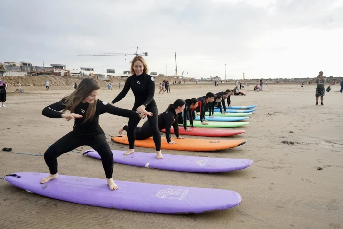 Rabat Surf School | Cours de surf & location de matériel à Rabat - surf for rent in rabat - RENTS.ma