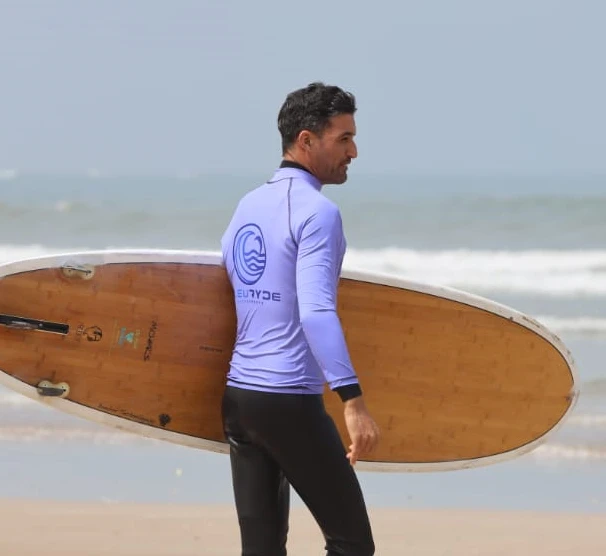 Vagues et Aventures : Une Expérience de Surf Inoubliable - surf for rent in essaouira - RENTS.ma