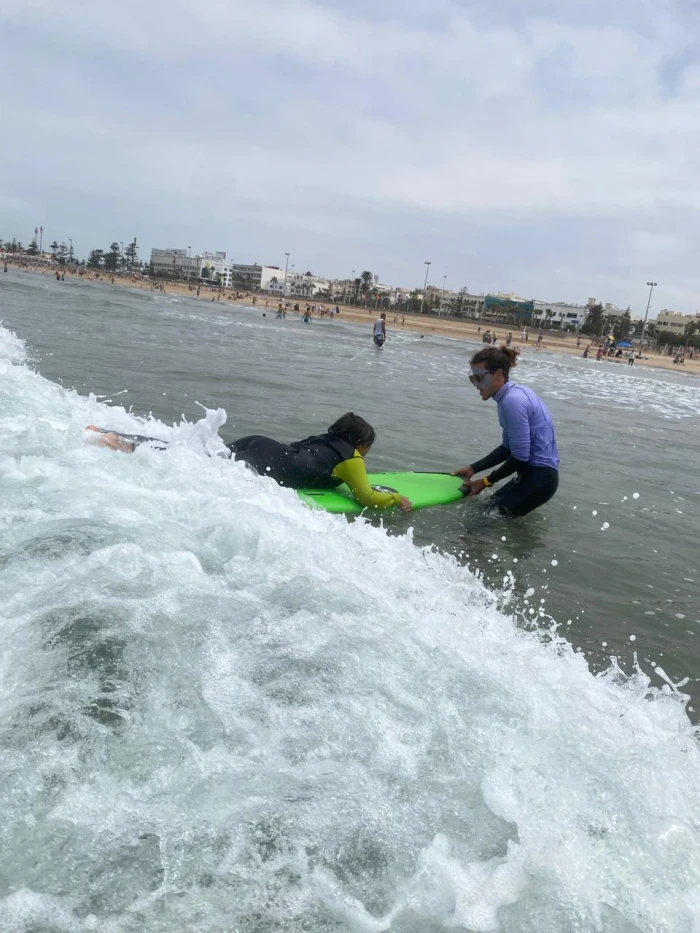 Vagues et Aventures : Une Expérience de Surf Inoubliable - surf for rent in essaouira - RENTS.ma