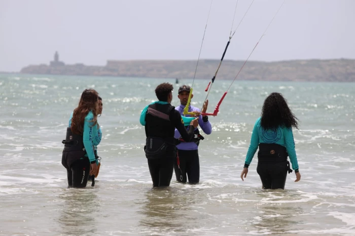 Kitesurf : Apprentissage des Bases pour Débutants - surf for rent in essaouira - RENTS.ma