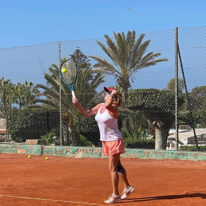 Coach Tennis Professionnel - Agadir - tennis for rent in agadir - RENTS.ma