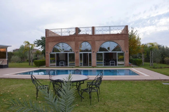 Luxury Villa for rent 2500m2 - villas for rent in marrakech - RENTS.ma