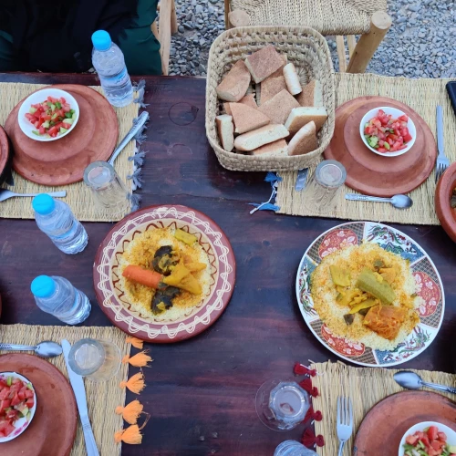 Magical Desert Dinner and Entertainment + Epic Traditional Show + 1-Hour Camel Ride - book activity in marrakech - RENTS.ma